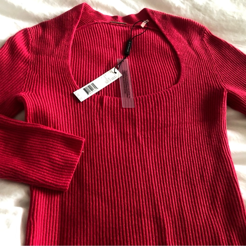 Élie Tahari neck contour 100% cashmere sweater, xs, NWT,peony color